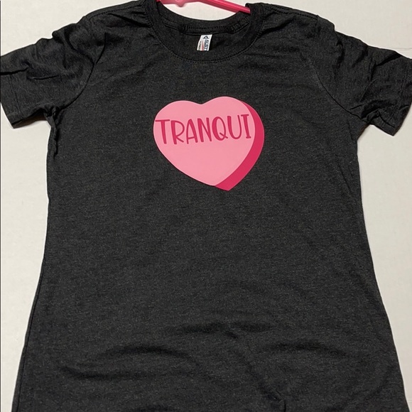Dark grey heart candy “Tranqui” custom shirt 🍭💗 - Picture 3 of 4